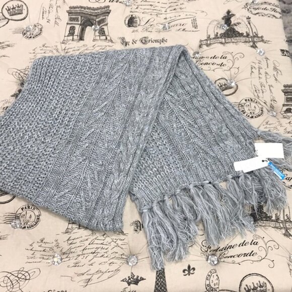 Treasure & Bond Fringe Cable Knit Scarf - Picture 2 of 3